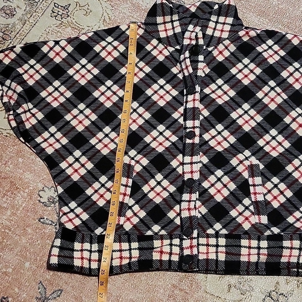 Liz Claiborne Active Plaid Fleece Button-Up Dolman Sleeve Poncho Cape Size XL - Picture 9 of 11